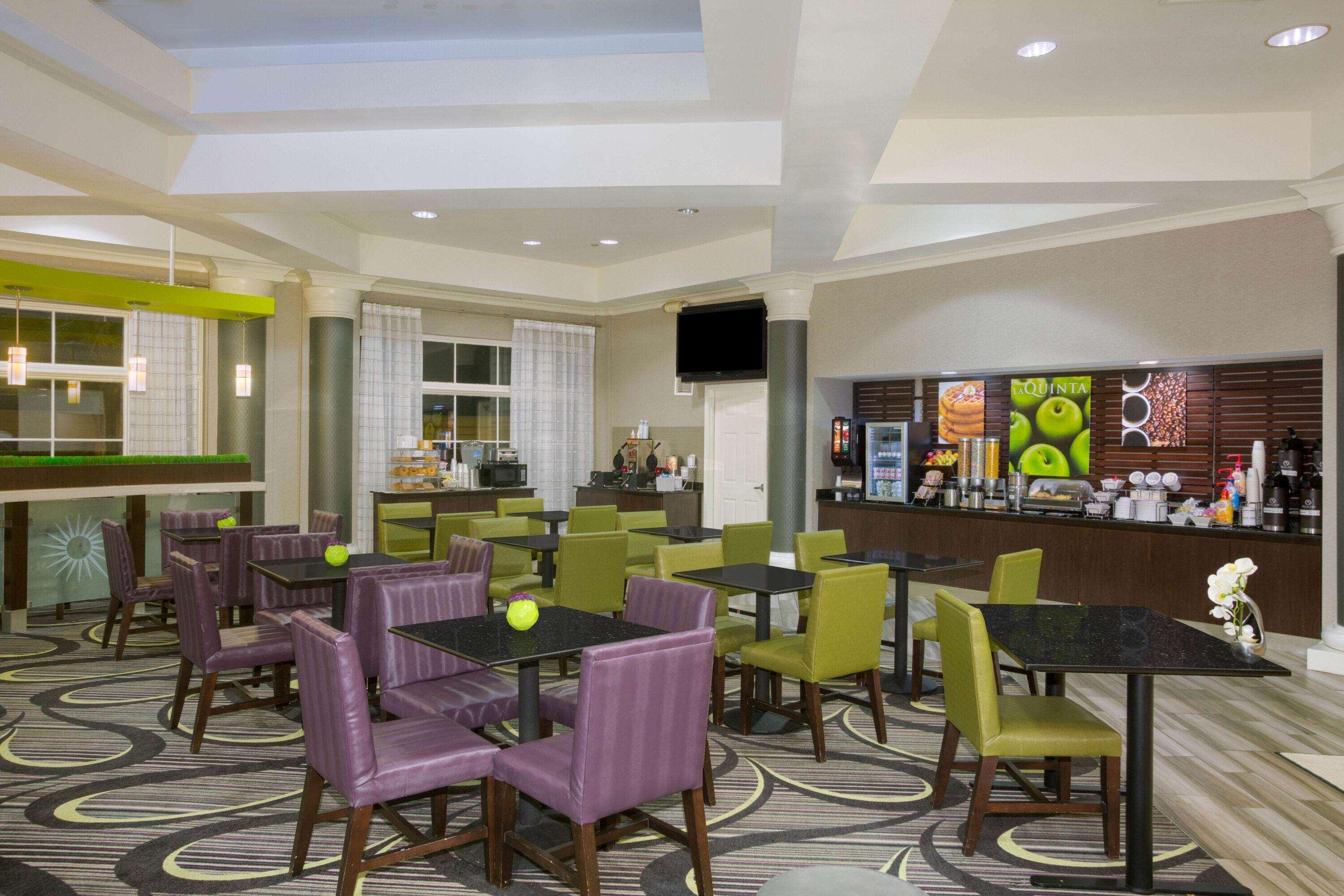 Hotel La Quinta By Wyndham St. Louis Westport Maryland Heights Esterno foto