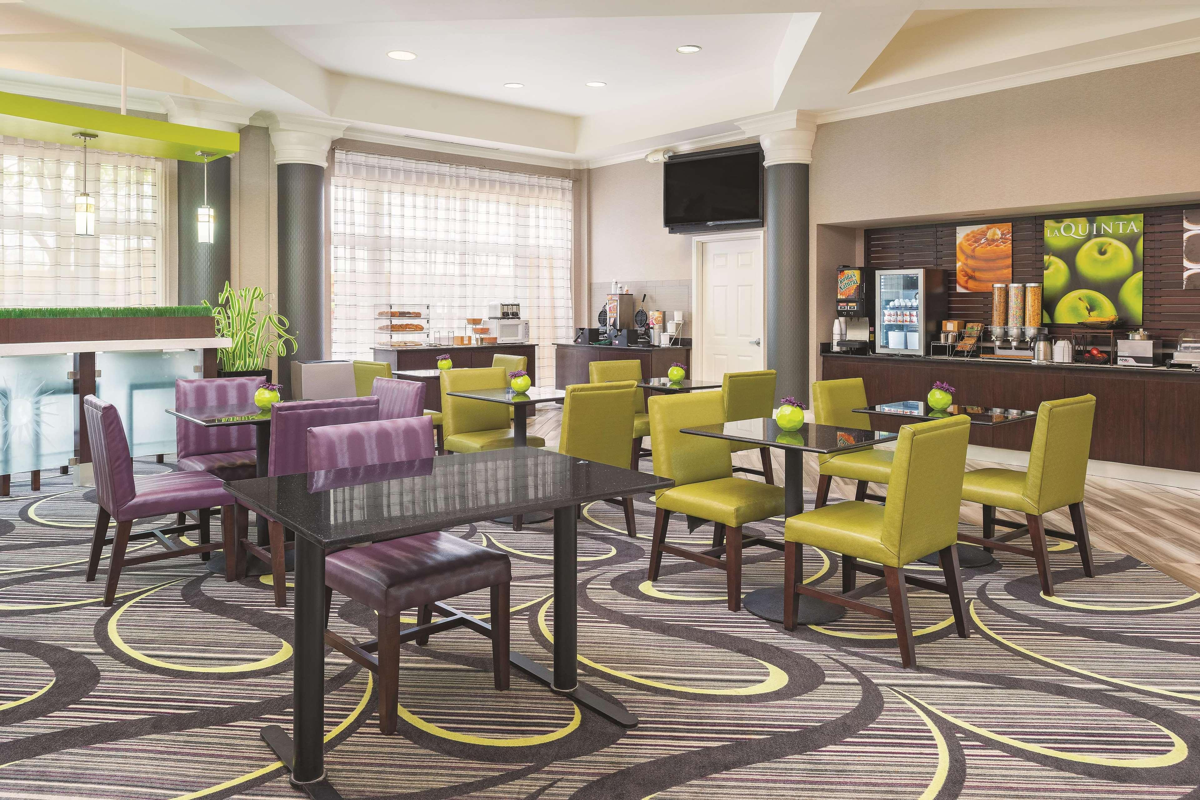 Hotel La Quinta By Wyndham St. Louis Westport Maryland Heights Esterno foto