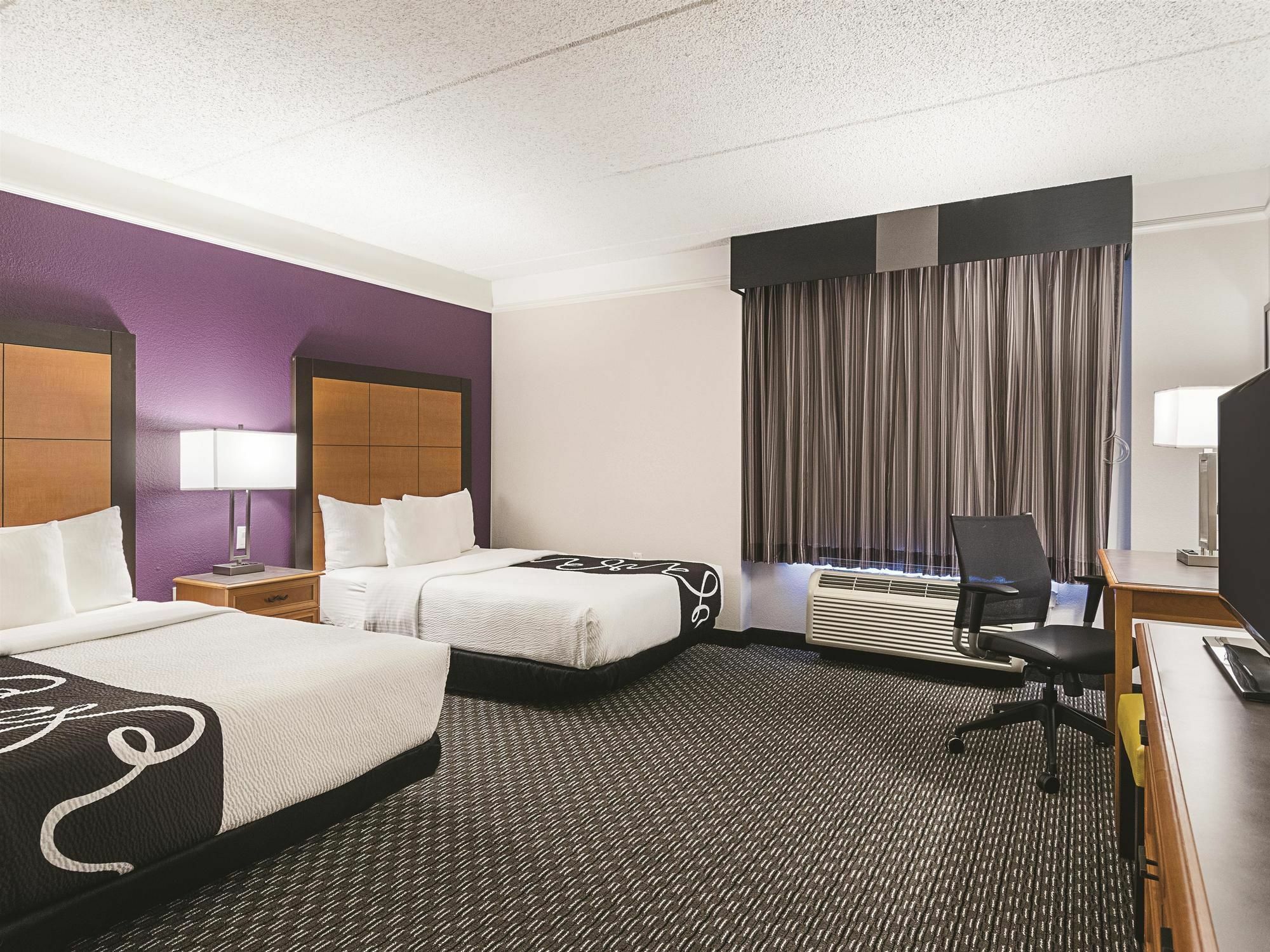 Hotel La Quinta By Wyndham St. Louis Westport Maryland Heights Esterno foto